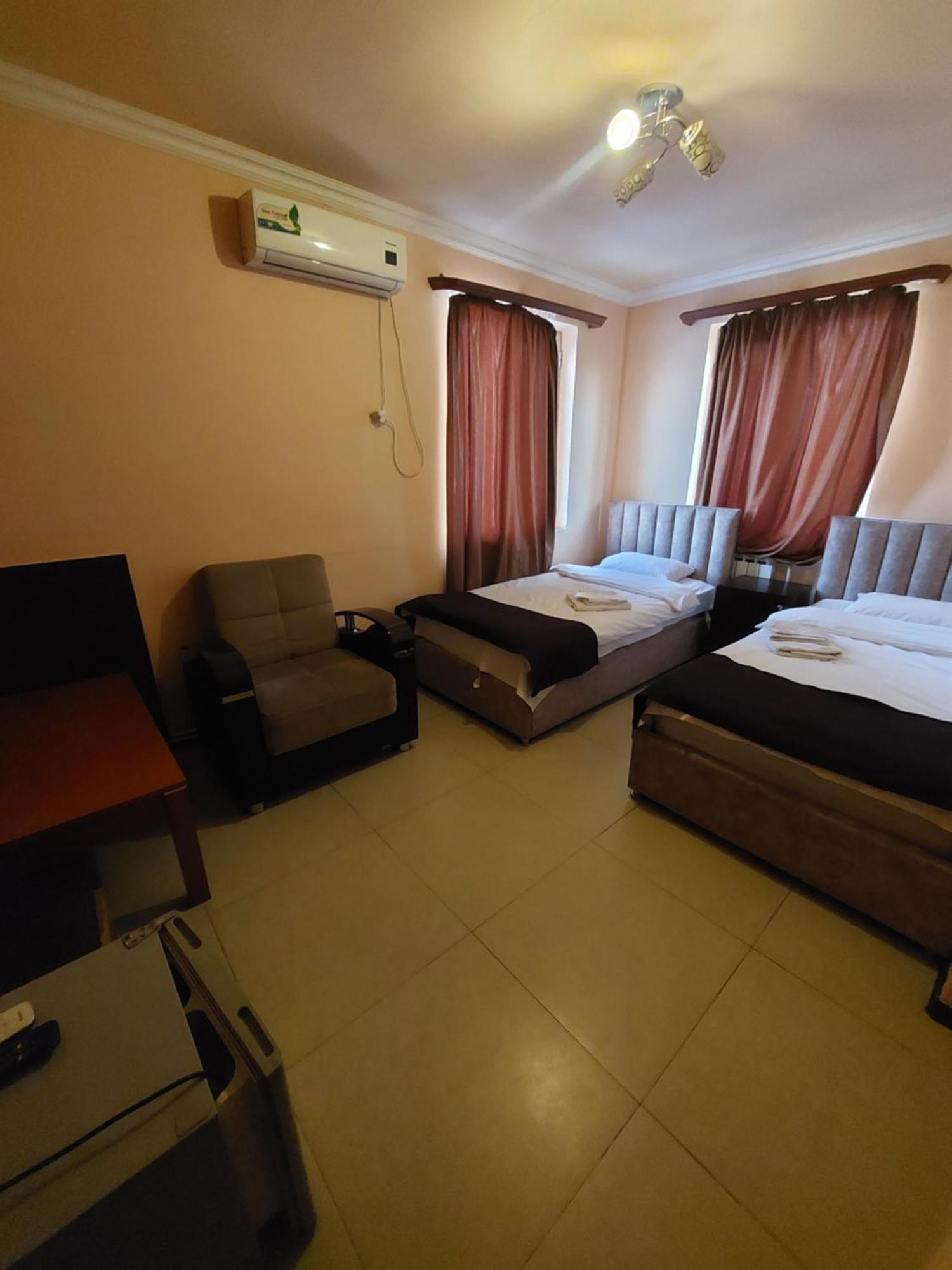 Rp Hotel- Hostel Yerevan Exterior photo